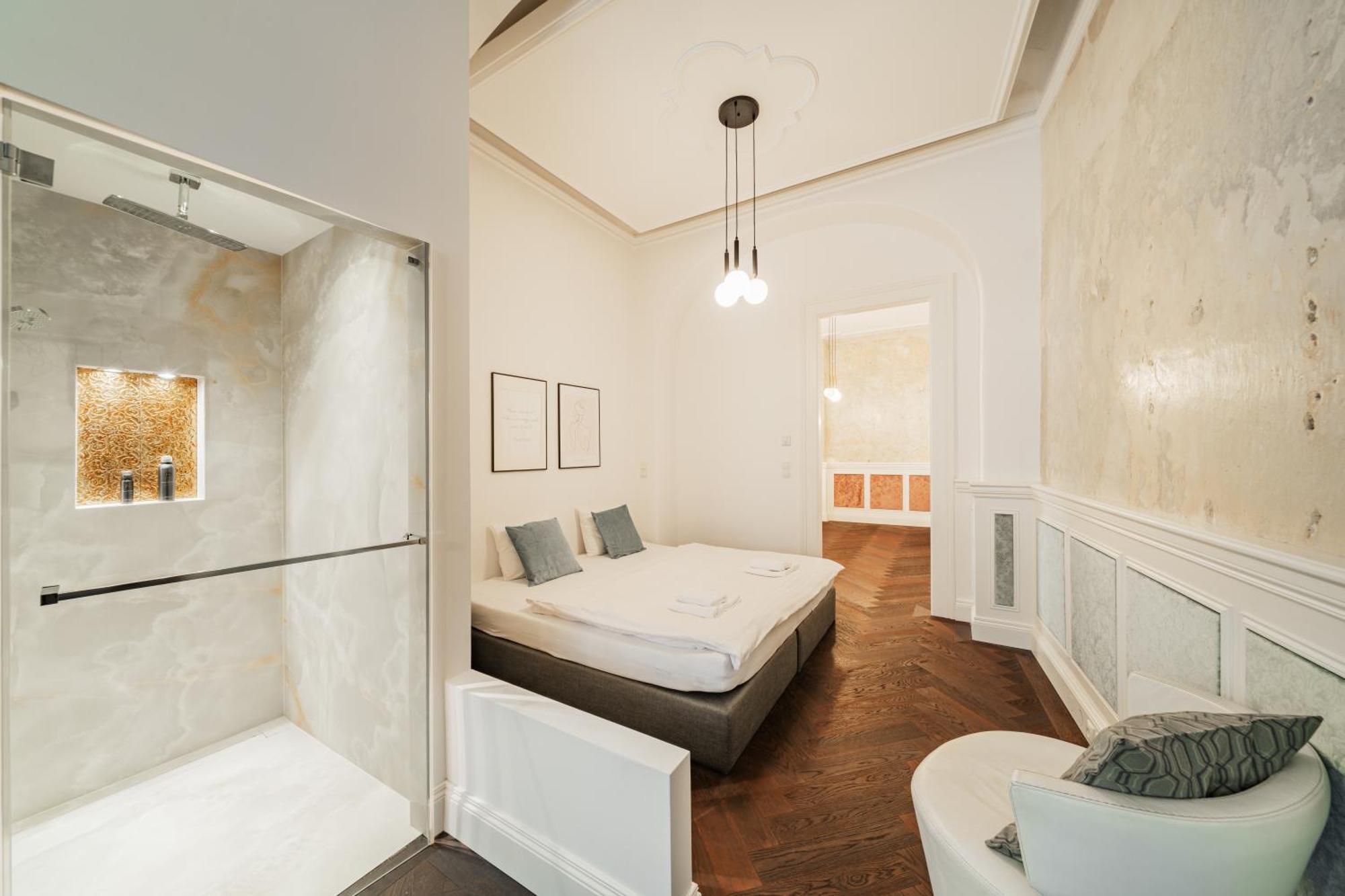Luxury Designer In Center Of Wenen